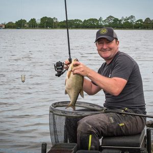 Matrix Plastic Orbit Feeder Small 40gr Plastikowy Koszyczek Dystansowy Matrix GFR266 - obrazek 12