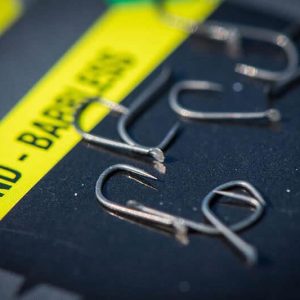 Matrix MXC-5 Size 20 Barbless Spade End (PTFE) 10pcs - obrazek 5