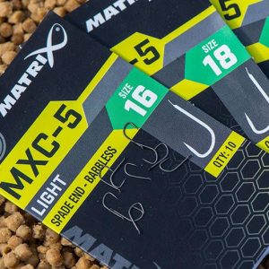 Matrix MXC-5 Size 20 Barbless Spade End (PTFE) 10pcs - obrazek 4