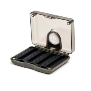 Pudełko na haczyki KORDA Hook Safe pomieści 67szt